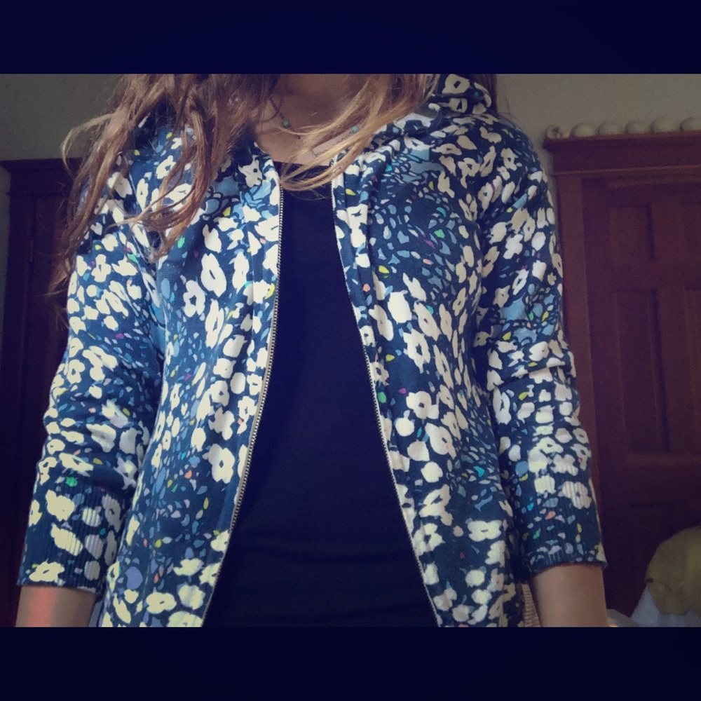 Light jacket with hood
